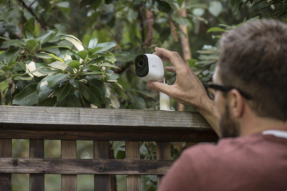Caméra de surveillance extérieure